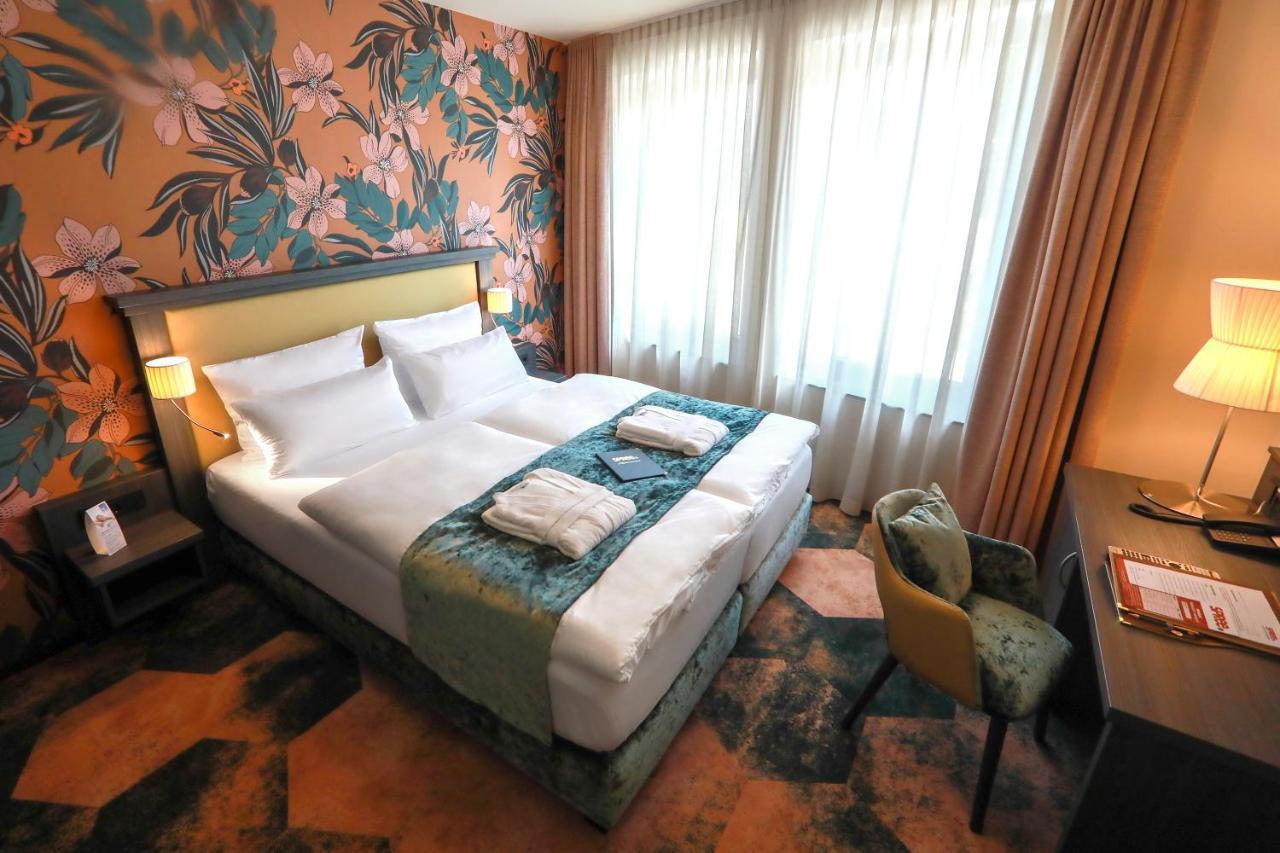 Spree. Hotel Am Hafen لوبنو المظهر الخارجي الصورة
